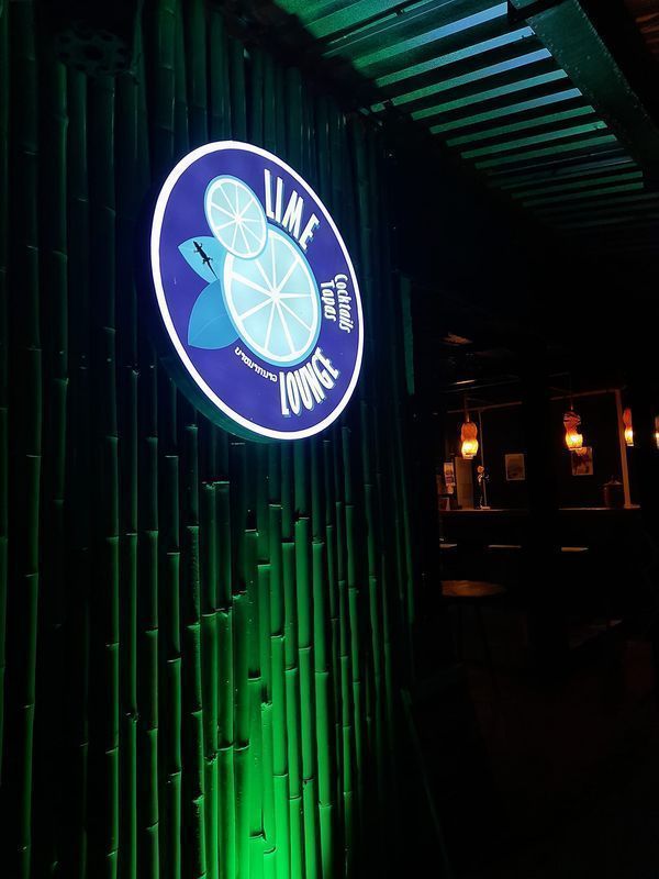 Lime Lounge - riverside cocktail bar in Vang Vieng, photo 8